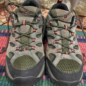 Fanture Mens hiking Shoes Size 8